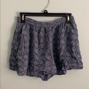 Cute paisley flowy shorts!!!